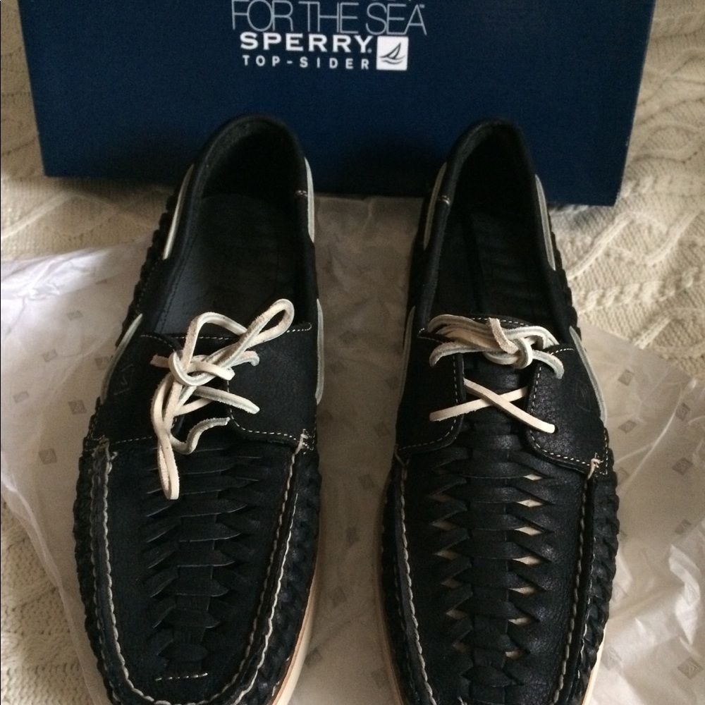 NIB SPERRY SEASIDE 2 EYE WOVEN BLACK DECK SHOES